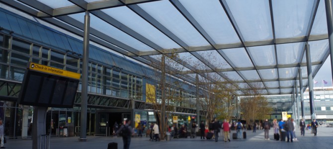 ヒースロー空港の免税店と行き方について in ロンドン ヒースロー空港の免税店と行き方について in ロンドン