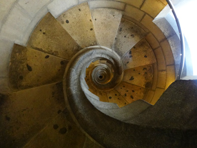 sagrada_Spiral_staircase